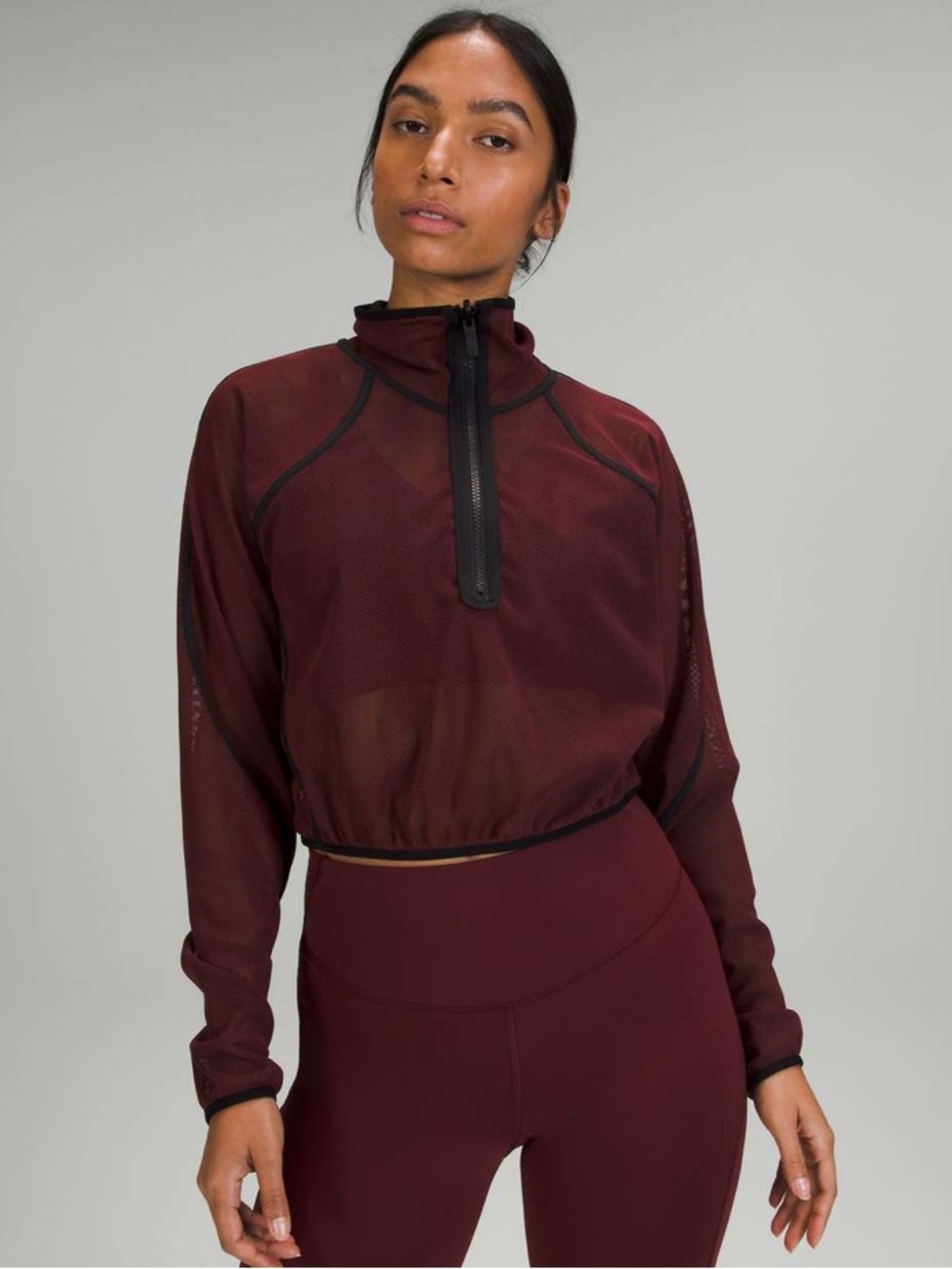 Lululemon Athletica Reversible
Mesh 1/2 Zip Jacket Burgundy and Black Pullover
